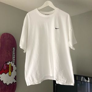 Vintage Gray Tag Nike Embroidered Logo T-Shirt XL